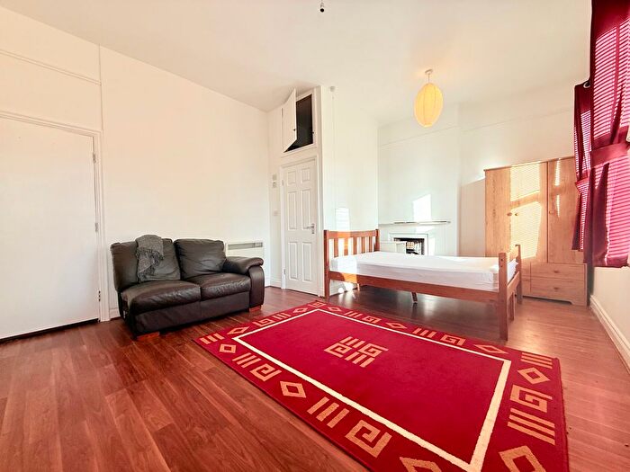 1 Bedroom Property To Rent In Brownhill Road, London, SE6