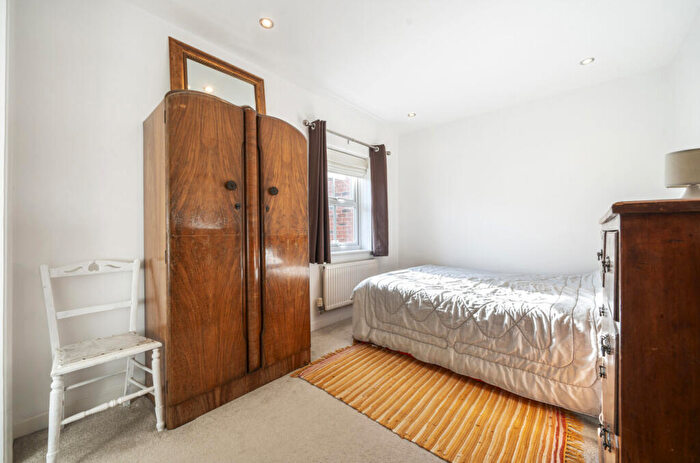 4 Bedroom Detached House For Sale In Tayberry Grove, Mortimer, Reading, Berkshire, RG7