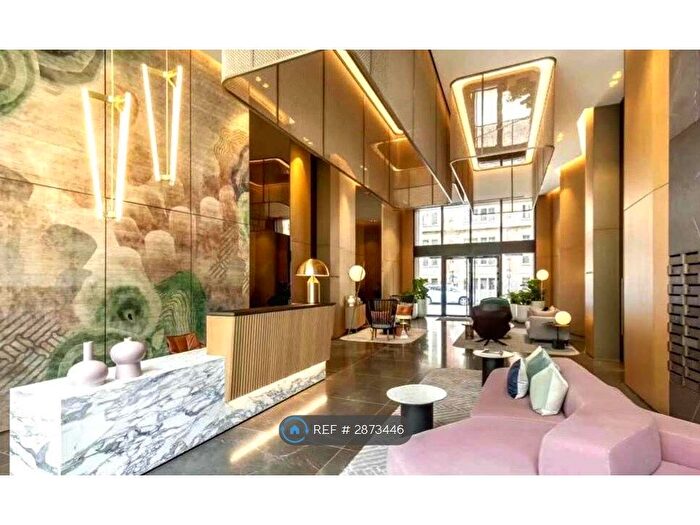 2 Bedroom Flat To Rent In Lincoin Square, London, WC2A