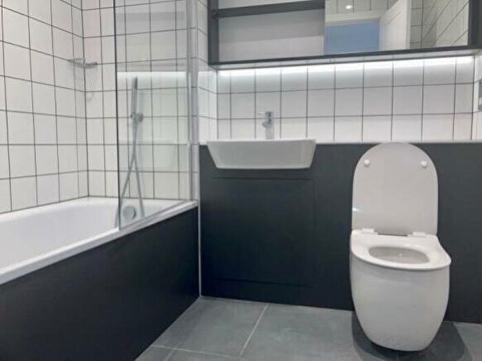 1 Bedroom Apartment To Rent In Digbeth O, Digbeth Square, Cheapside, Birmingham, B12