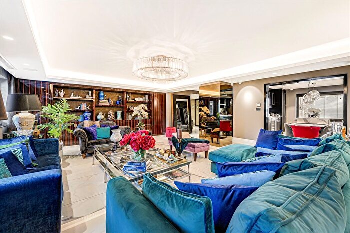 4 Bedroom Flat To Rent In Glendore House, W1J