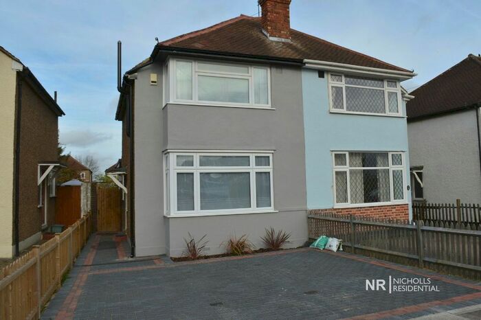 2 Bedroom Semi-Detached House To Rent In Ashcroft Road, Chessington, Surrey, KT9