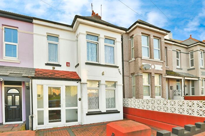 3 Bedroom Terraced House For Sale In Victoria Road, Plymouth, PL5