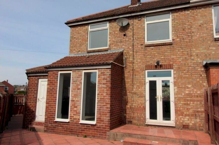 3 Bedroom Semi-Detached House To Rent In Copperas Lane, Denton Burn, Newcastle Upon Tyne, NE15