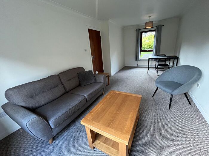 2 Bedroom Flat To Rent In South Beechwood, Edinburgh, EH12