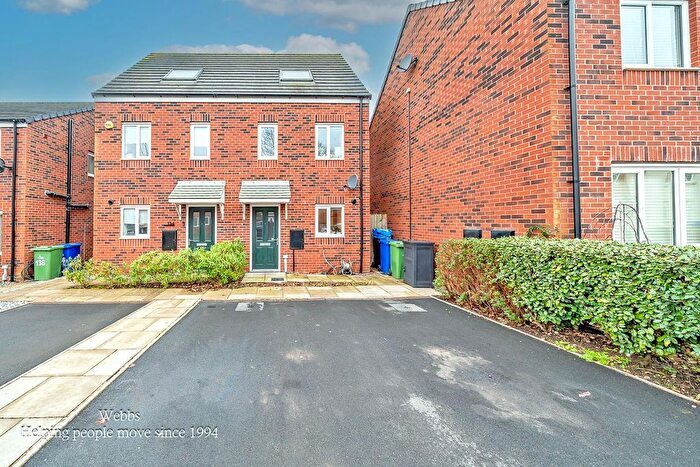 3 Bedroom Semi-detached House For Sale In Miners Way, Hednesford, Cannock, WS12