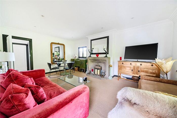 2 Bedroom Apartment To Rent In Broomfield Court, Broomfield Park, Sunningdale, Berkshire, SL5