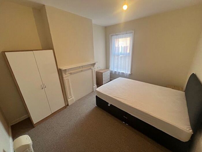 1 Bedroom Property To Rent In Oxford Avenue, Southampton, SO14