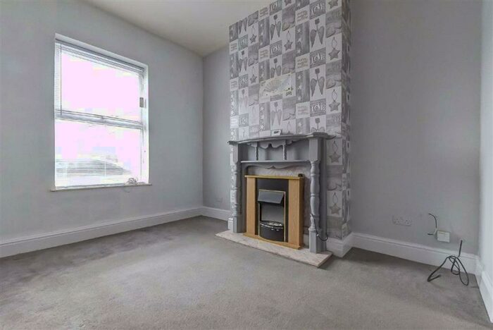 3 Bedroom Terraced House To Rent In Abbey Street, Hull, HU9