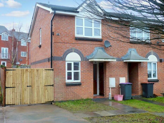 2 Bedroom Property To Rent In Garbett Road, Aqueduct, Telford, TF4