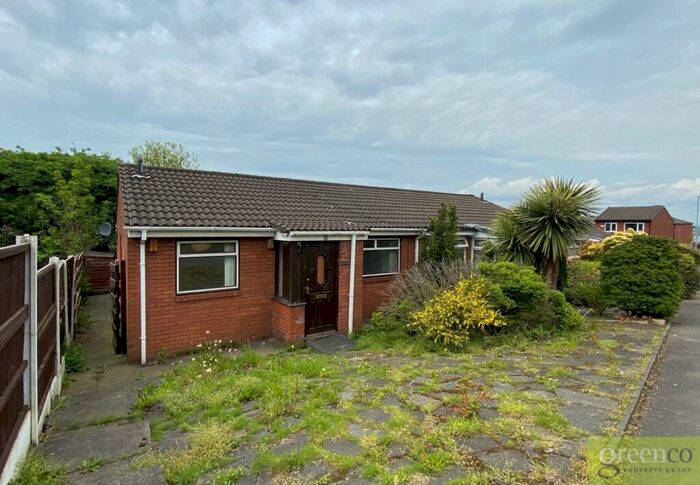 2 Bedroom Bungalow To Rent In Godson Street, Coldhurst, Oldham, OL1