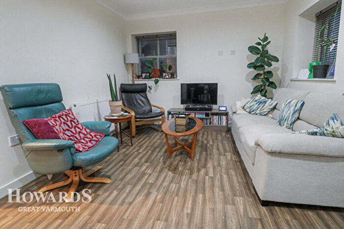 4 Bedroom Duplex For Sale In King Street, Great Yarmouth, NR30