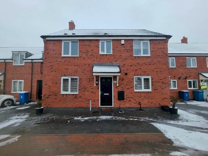 3 Bedroom Property To Rent In Crabtree Avenue, Rugeley, WS15