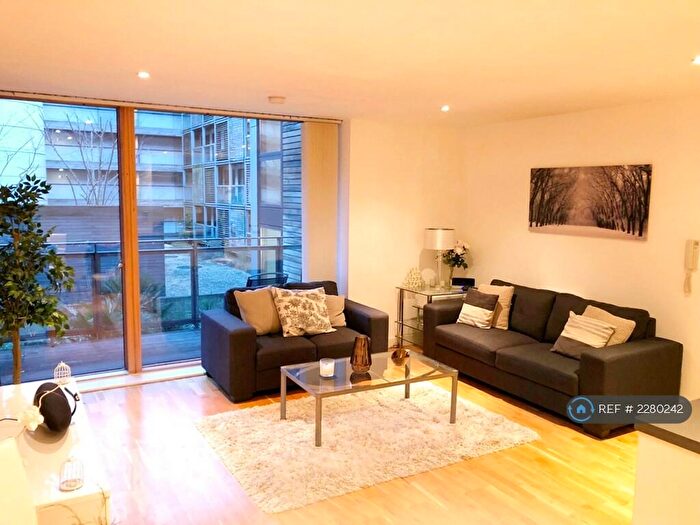 2 Bedroom Flat To Rent In Arundel Street, Manchester, M15