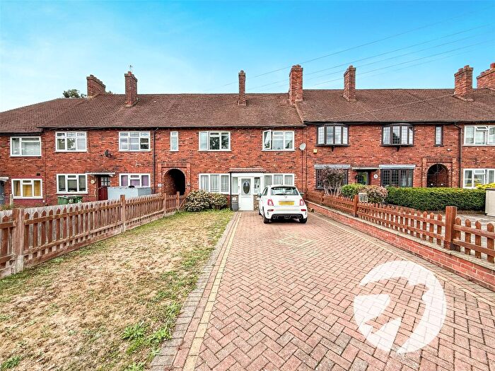 2 Bedroom Maisonette For Sale In Queenscroft Road, London, SE9