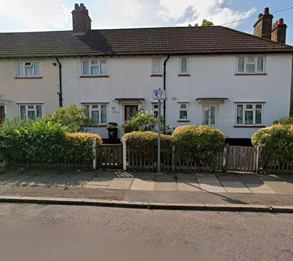 2 Bedroom Terraced House To Rent In Dowson Avenue, Barking, Essex, IG11