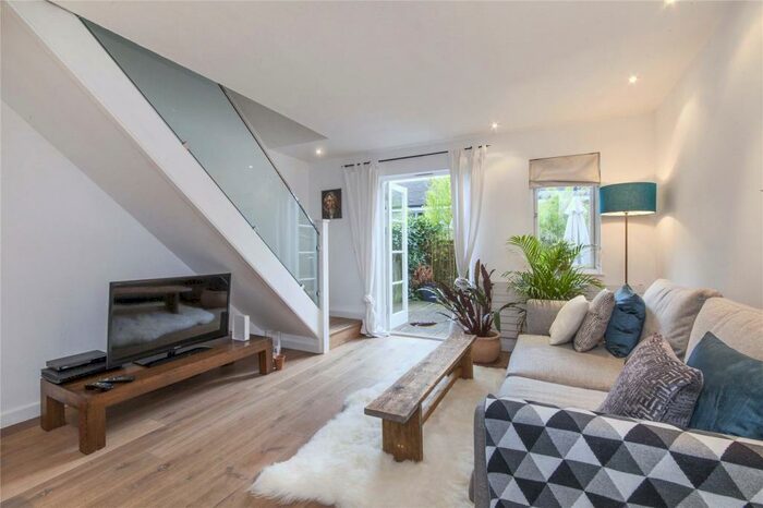 2 Bedroom Mews To Rent In Bergholt Mews, Camden, London, NW1