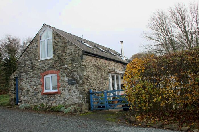 3 Bedroom Semi-Detached House For Sale In Castle Morris, Haverfordwest, SA62