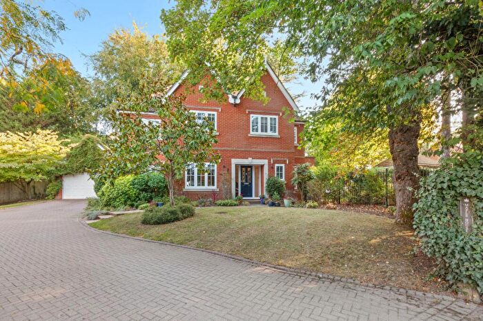 5 Bedroom Detached House For Sale In Northern Heights, Bourne End, SL8