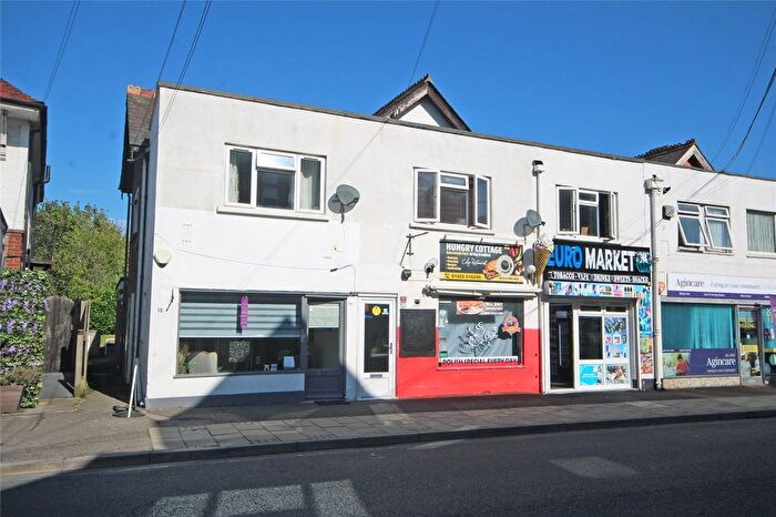 Property For Sale In Whitefield Road, New Milton, Hampshire, BH25