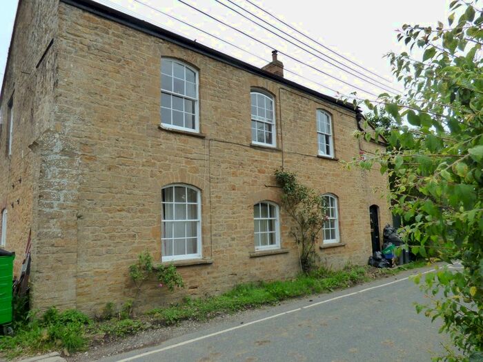 5 Bedroom Semi-Detached House For Sale In Parrett Works, Martock, Somerset, U.K TA12