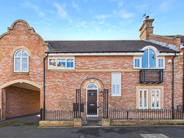 3 Bedroom Terraced House For Sale In Beacon Street, North Shields, NE30