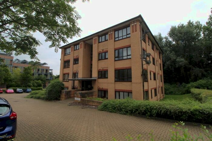 2 Bedroom Flat To Rent In Columbia Place, Campbell Park, Milton Keynes, MK9
