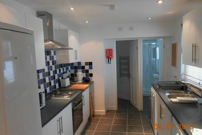 4 Bedroom Property To Rent In Alexander Street, Cathays, Cardiff, CF24