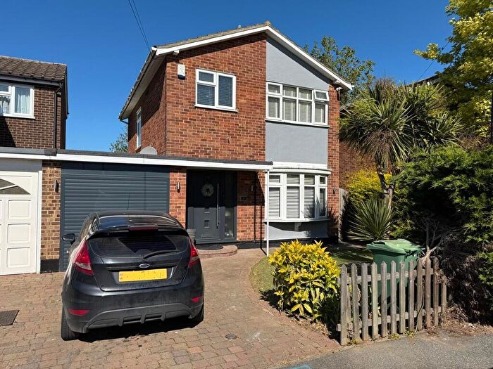 3 Bedroom Link Detached House For Sale In Homefield, Southminster, CM0