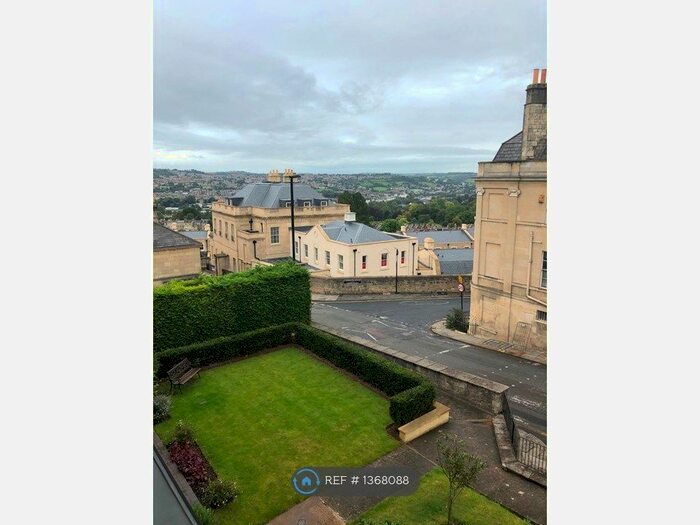 3 Bedroom Maisonette To Rent In Lansdown Mansions, Bath, BA1