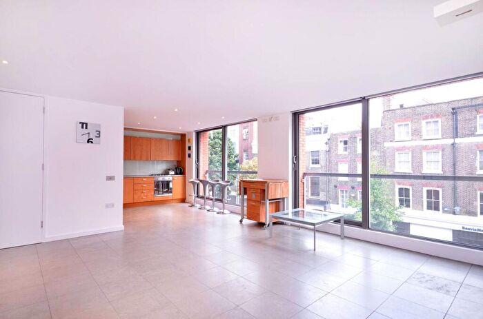 2 Bedroom Flat To Rent In St John Street, Clerkenwell, London, EC1M