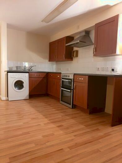 2 Bedroom Flat To Rent In Upper Cross Street, Northampton NN1