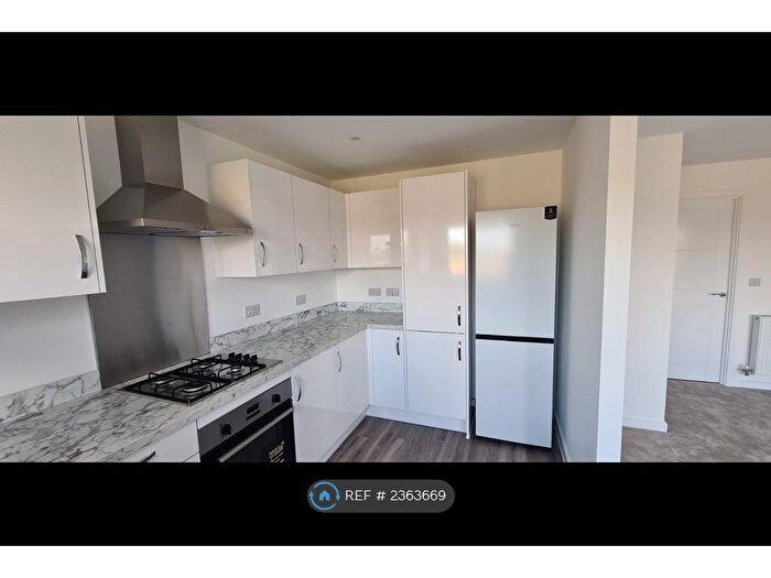 2 Bedroom Maisonette To Rent In Corriedale, Milton Keynes, MK8