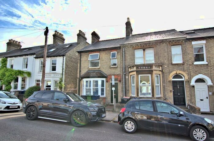 4 Bedroom End Of Terrace House To Rent In Priory Road, Cambridge, CB5