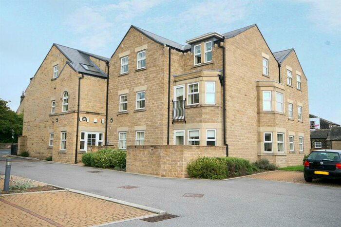 2 Bedroom Apartment To Rent In Manor Fold, Horsforth, Leeds, LS18