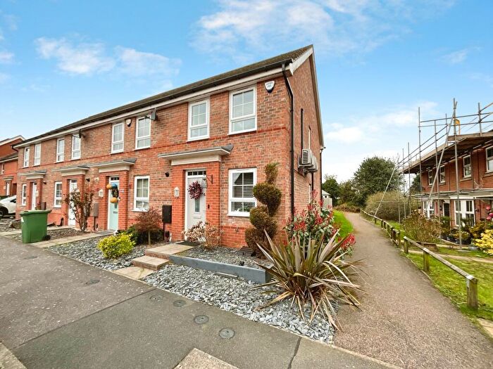 2 Bedroom Town House For Sale In Sanderling Way, Mansfield, NG19