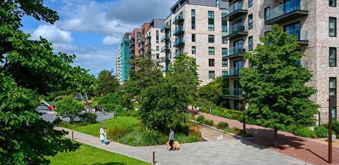 2 Bedroom Flat To Rent In The Green Quarter, London, UB1