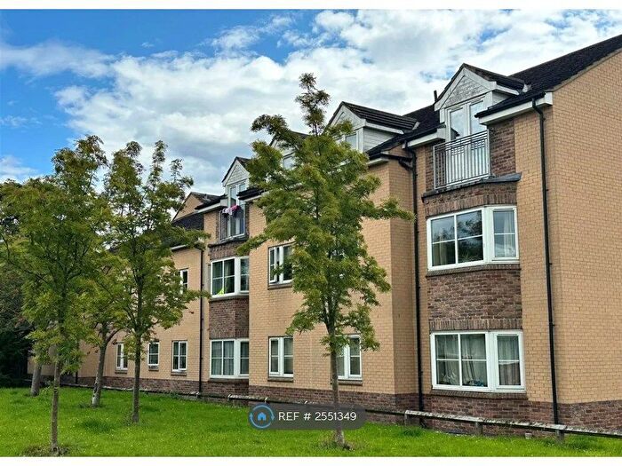 2 Bedroom Flat To Rent In Feversham Gate, York, YO31