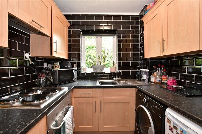 1 Bedroom End Of Terrace House For Sale In Copperfields, Laindon, Basildon, Essex, SS15