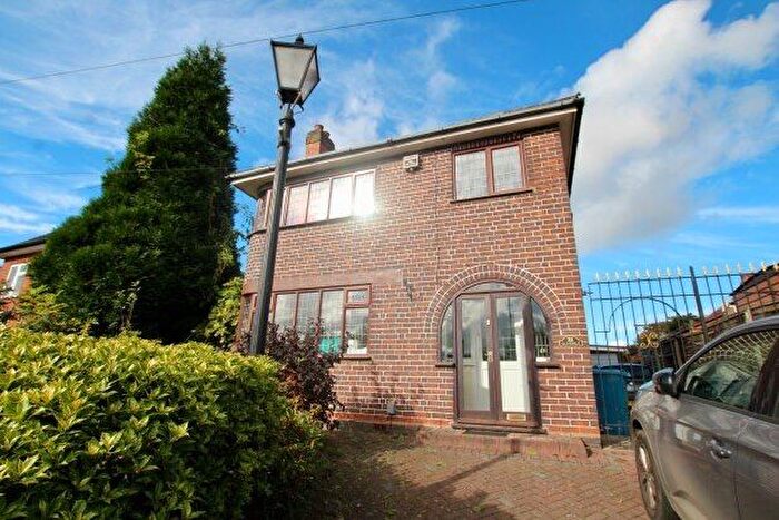 3 Bedroom Property To Rent In Amington Road, Tamworth, B77