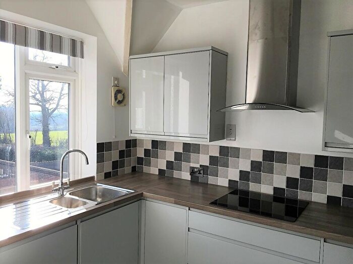 1 Bedroom Apartment To Rent In Horsehill, Norwood Hill, Horley, RH6