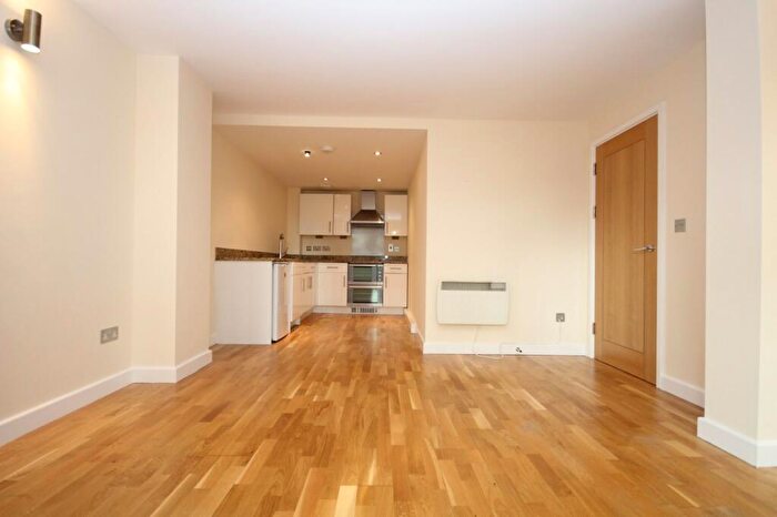 1 Bedroom Apartment To Rent In Tuns Lane, Henley On Thames, Oxfordshire, RG9