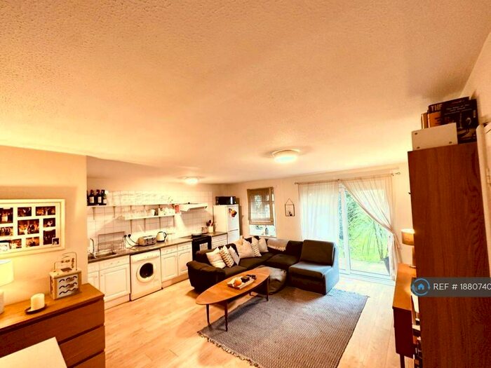 1 Bedroom Flat To Rent In Jamaica Road, London, SE16