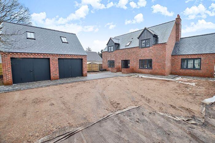 4 Bedroom Detached House For Sale In Horncastle Road, Woodhall Spa, LN10