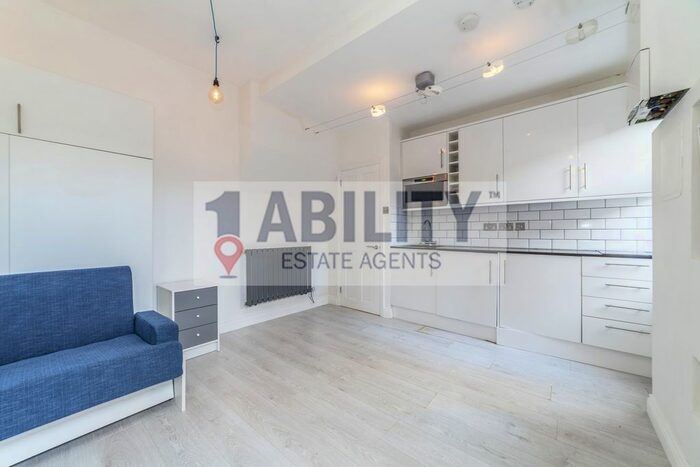 Studio To Rent In Bath Terrace, London, SE1