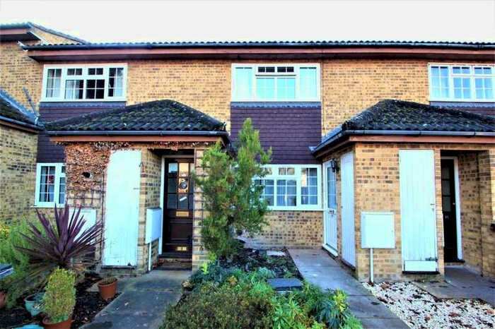 1 Bedroom Link Detached House To Rent In Woking, GU22