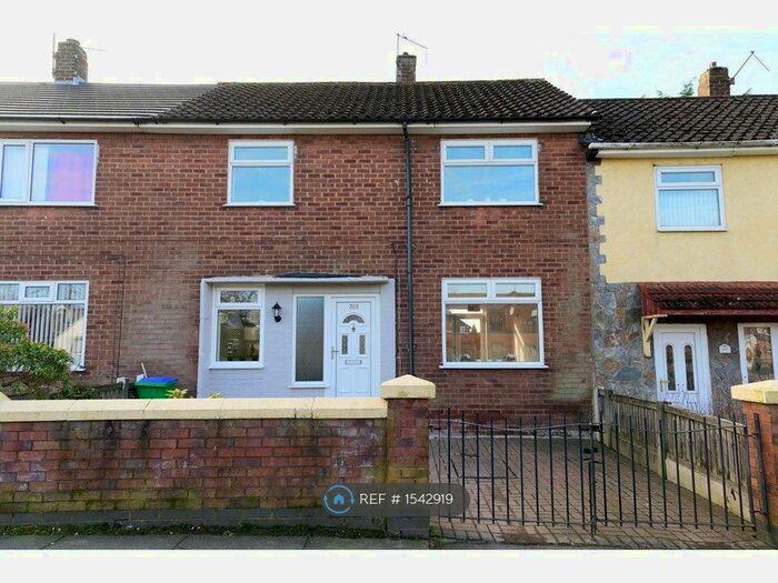 3 Bedroom Terraced House To Rent In Wood Street, Middleton, Manchester, M24