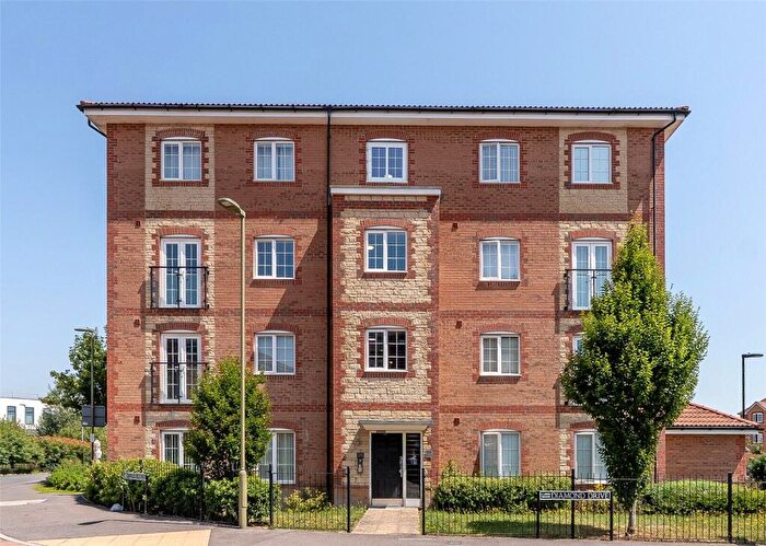 2 Bedroom Apartment For Sale In Diamond Drive, Didcot, Oxfordshire, OX11