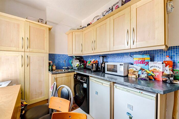 2 Bedroom Flat For Sale In Salisbury Road, Worthing, West Sussex, BN11