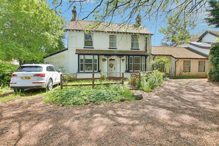 3 Bedroom House To Rent In Thicket Road, Houghton, Huntingdon, PE28